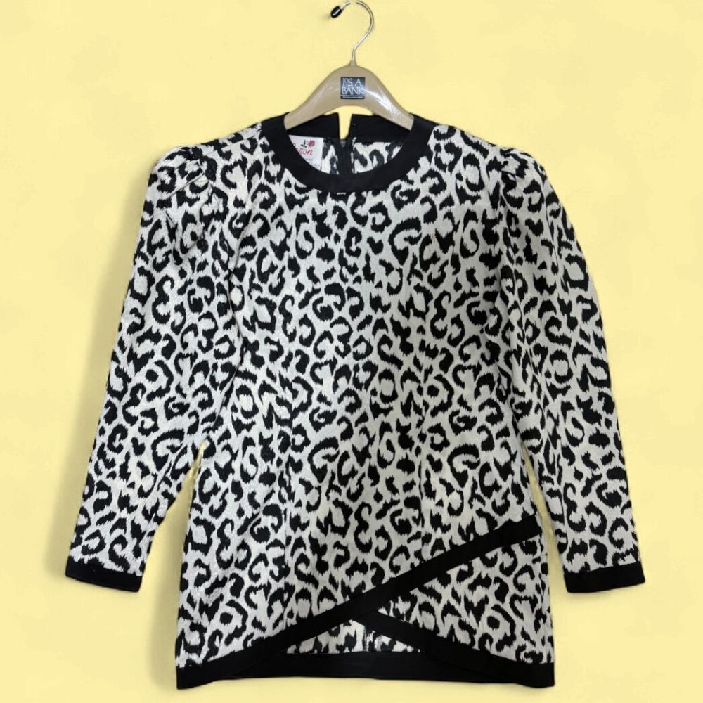 Caron Black and off White Patterned Top Size 10